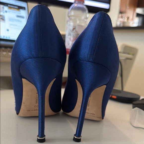 MANOLO BLAHNIK cobalt blue Hangisi 105MM Embellished Satin Pumps 39 - Picture 7 of 16